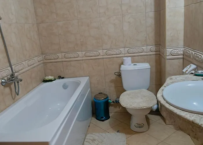 Evrika 19 アパート パンポロボ