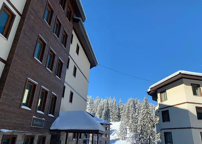 Evrika 19 アパート パンポロボ